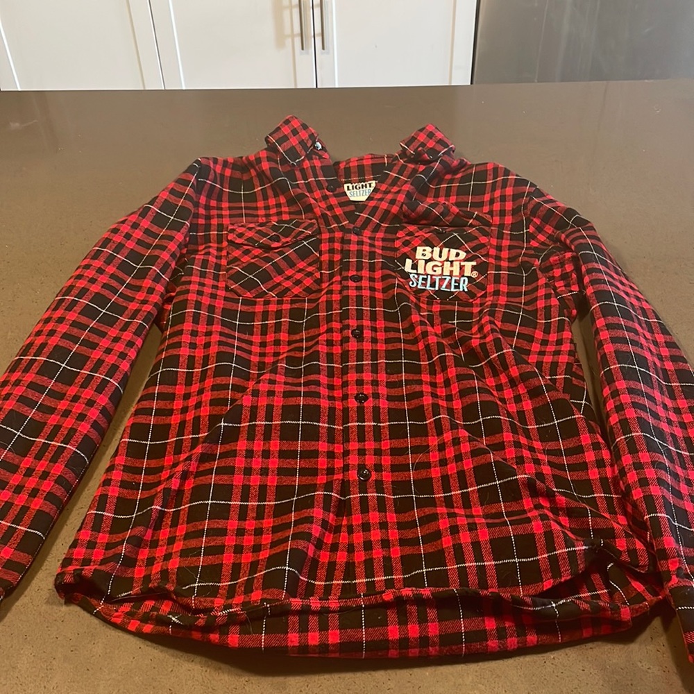Bud Light Seltzer Flannel, size medium